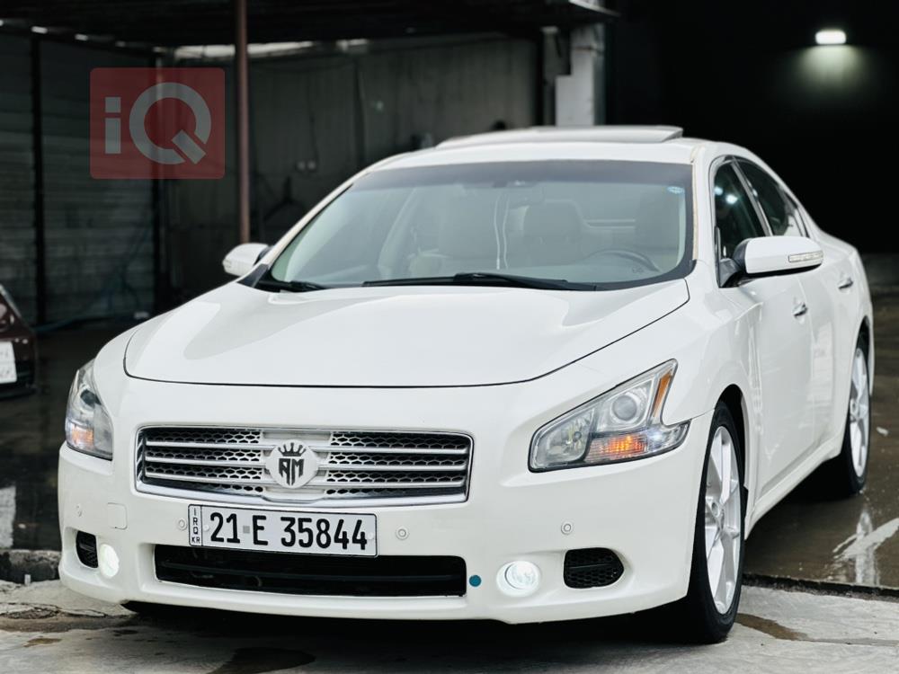 Nissan Maxima